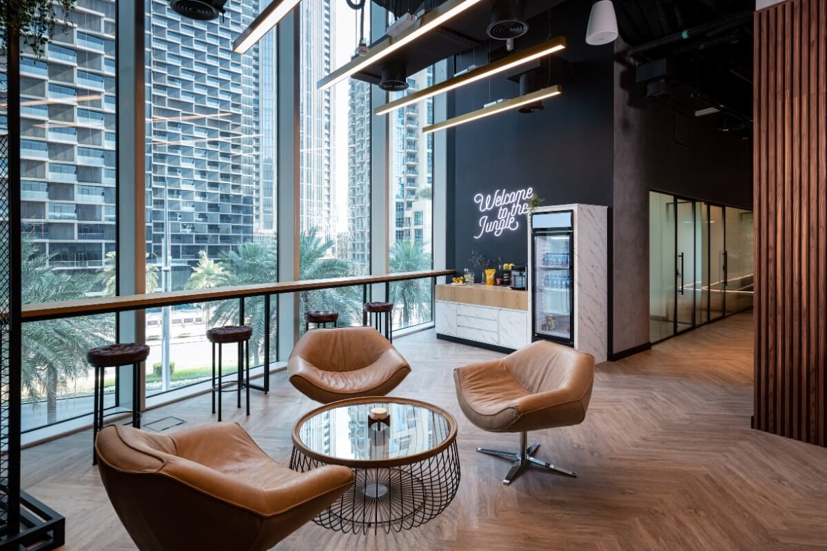 Client lounge beside reception at Roar Fitness Dubai, Burj Vista